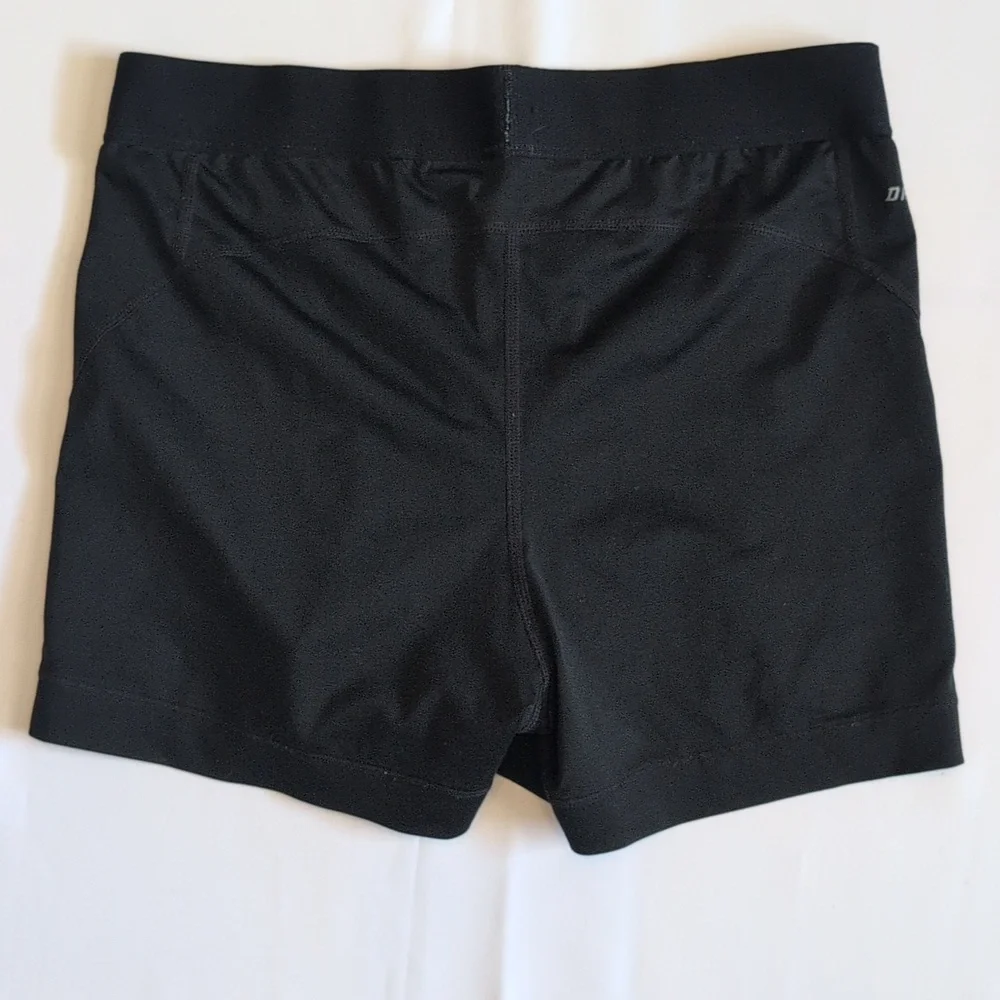 Nike Women's Black Pro Shorts - Picture 6 of 6